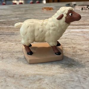 WDCC Beauty and the Beast “Curious Companion” - Sheep figurine